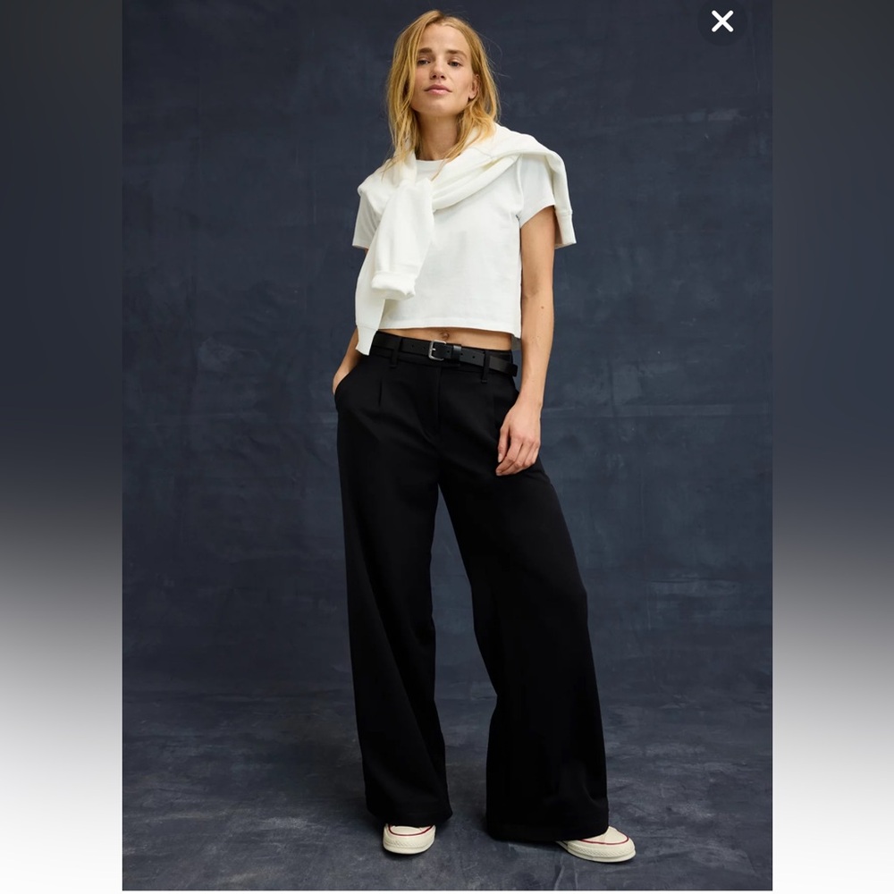 NWT Women’s Black Wide Leg Stretch Trouser American Eagle Stretch Poppy Trouser